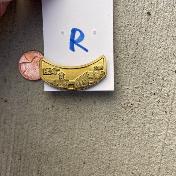 Harley Davidson Hog Pin 2019 - Picture 2 of 6